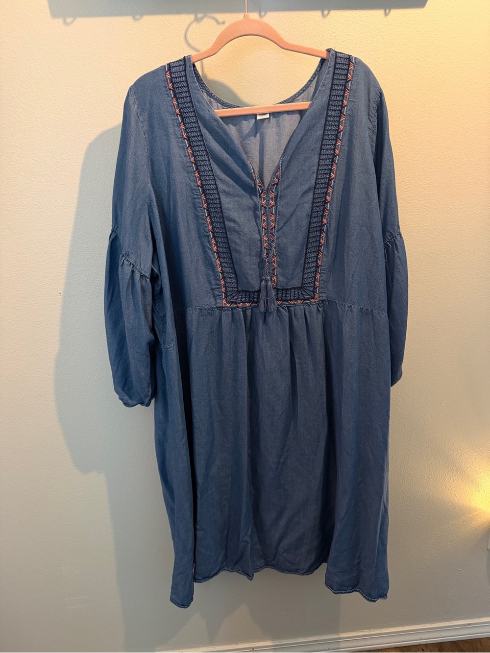 4X Old Navy Boho Indigo Embroidered V-Neck Women’s Top